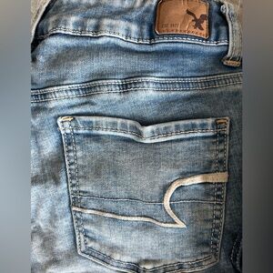 American Eagle midi jean short